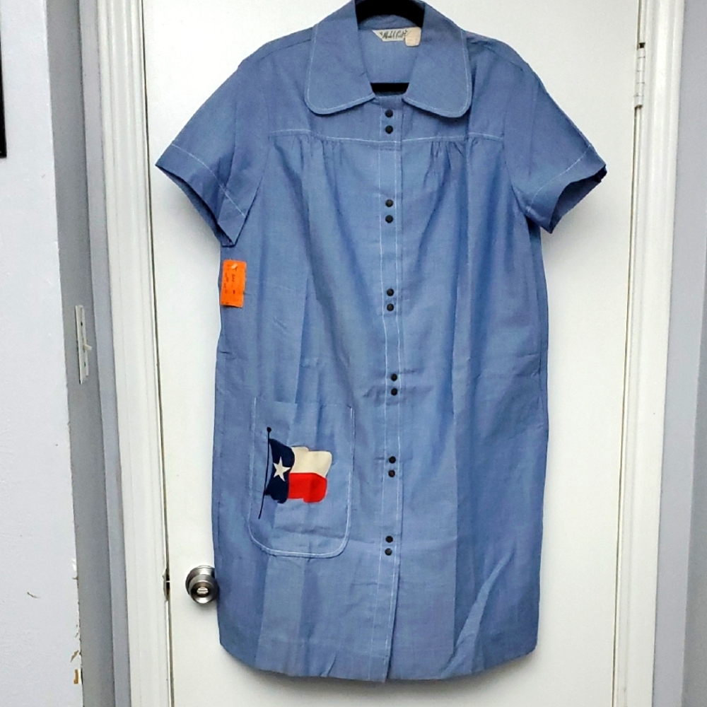 Deadstock Sakowitz Dress Blue Button-Up with Texas Flag Patch 1 Pocket Front